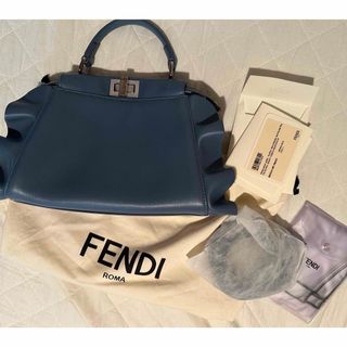 フェンディ(FENDI)の美品FENDIプーカブーミニ　フリル(ショルダーバッグ)