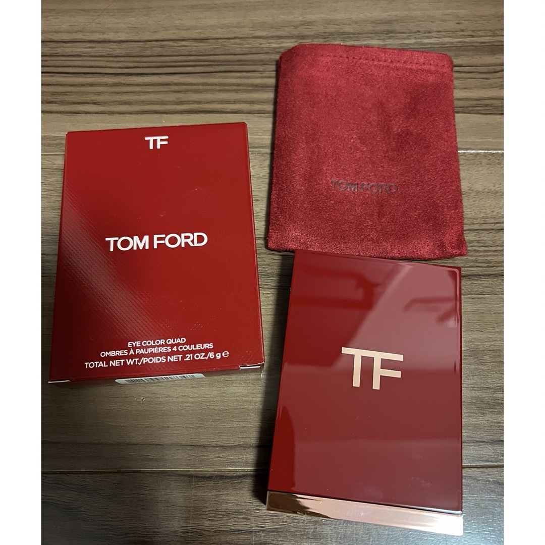 TOM FORD BEAUTY(トムフォードビューティ)の香水付　新品・未使用　TOM FORD アイシャドウ コスメ/美容のベースメイク/化粧品(アイシャドウ)の商品写真