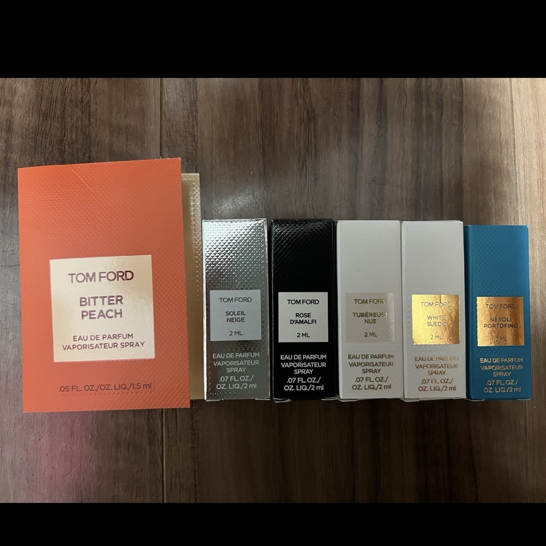 TOM FORD BEAUTY(トムフォードビューティ)の香水付　新品・未使用　TOM FORD アイシャドウ コスメ/美容のベースメイク/化粧品(アイシャドウ)の商品写真