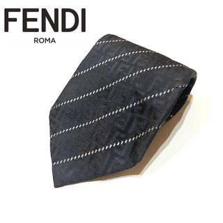 フェンディ(FENDI)のフェンディ　ネクタイ　ズッカ柄　ブランドロゴ　ブラック　スーツ　ブランドネクタイ(ネクタイ)