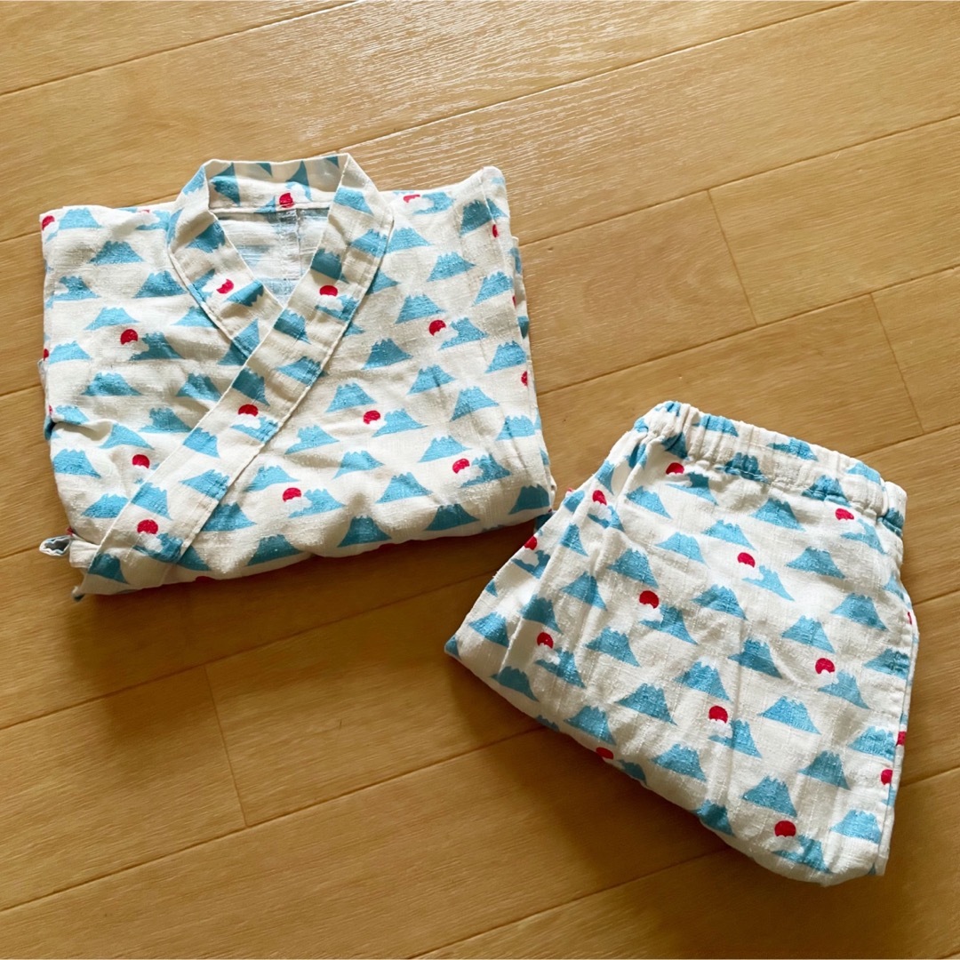 甚平　90cm 男の子　キッズ　子供 キッズ/ベビー/マタニティのキッズ服男の子用(90cm~)(甚平/浴衣)の商品写真