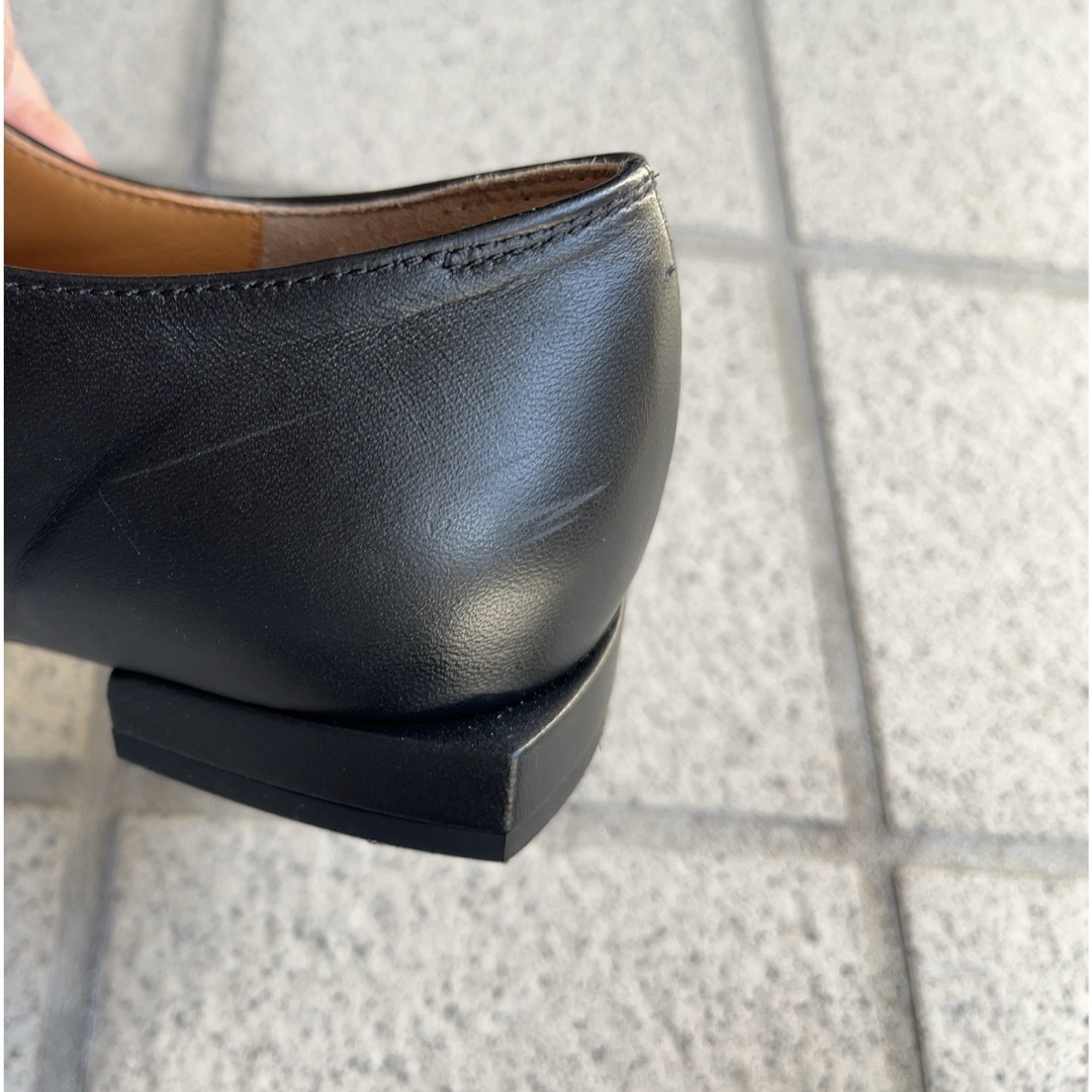 HENRIENVARGO ブラックシューズ レディースの靴/シューズ(ローファー/革靴)の商品写真
