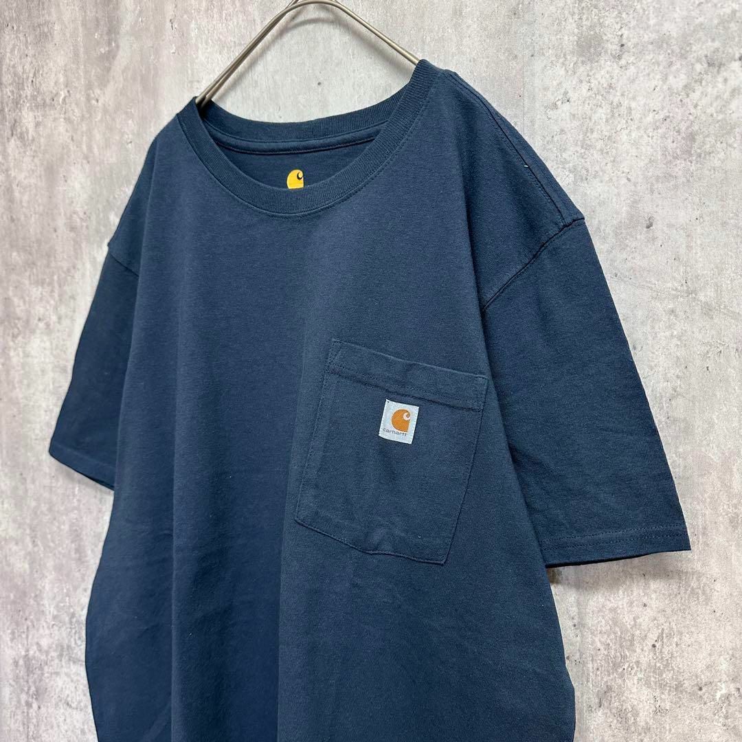 carhartt(カーハート)のカーハート　クルーネック　ポケット付き　ネイビー　半袖　Tシャツ　XLサイズ メンズのトップス(Tシャツ/カットソー(半袖/袖なし))の商品写真