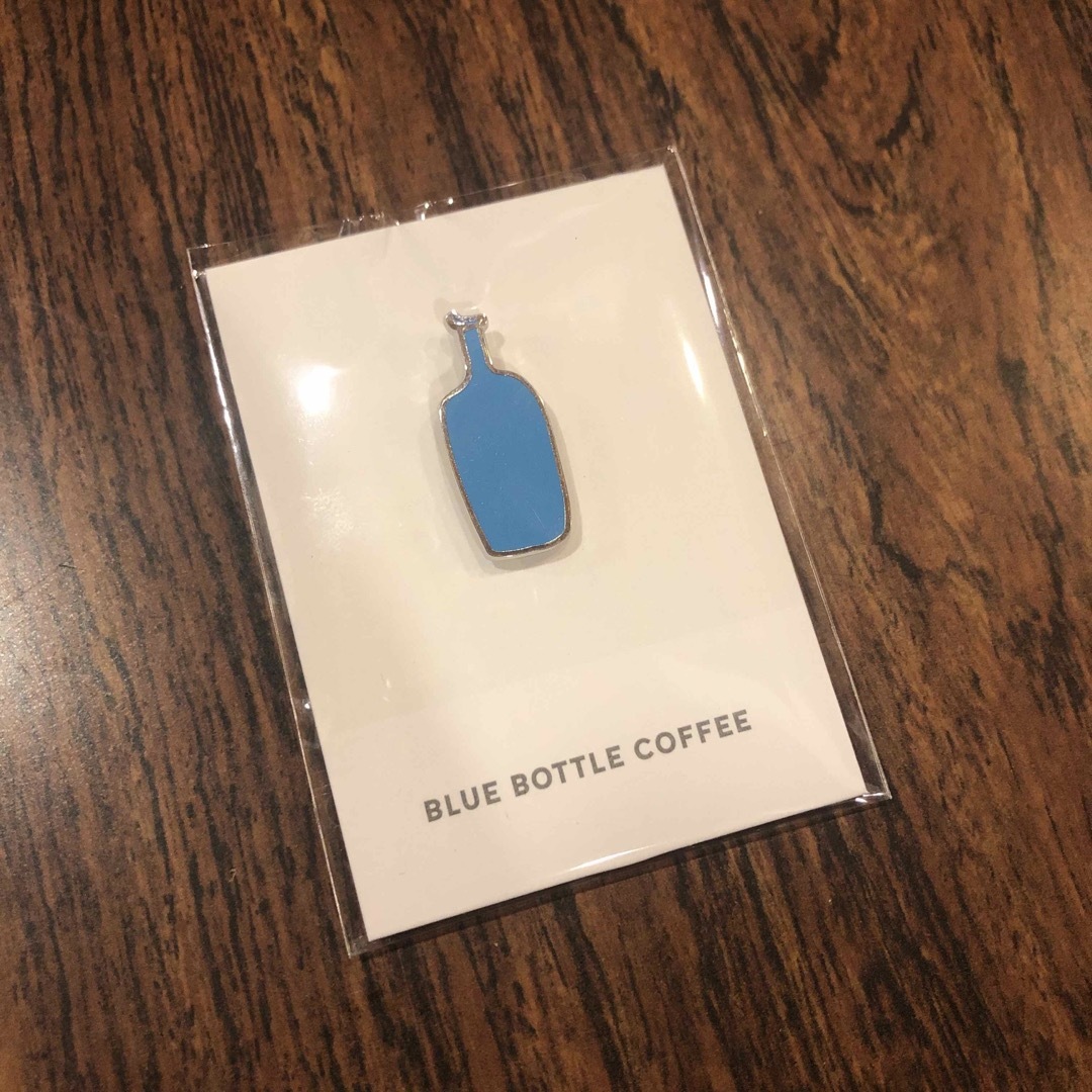 Blue Bottle Coffee(ブルーボトルコーヒー)のブルーボトルコーヒー　ピンバッジ メンズのファッション小物(その他)の商品写真