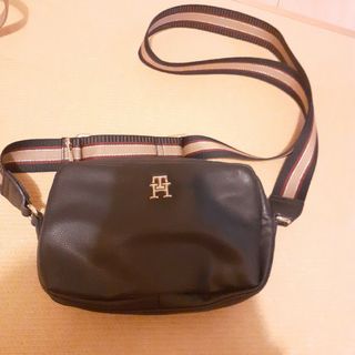 トミーヒルフィガー(TOMMY HILFIGER)のGW期間値下げトミーヒルフィガーバック(ショルダーバッグ)