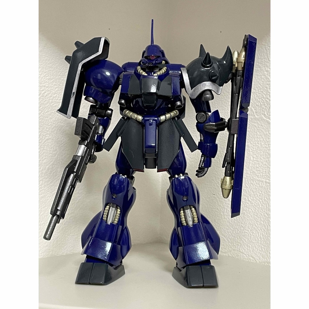 BANDAI(バンダイ)のHGUC 1/144 ギラ ドーガ　レズン・シュナイダー専用機 エンタメ/ホビーのおもちゃ/ぬいぐるみ(プラモデル)の商品写真