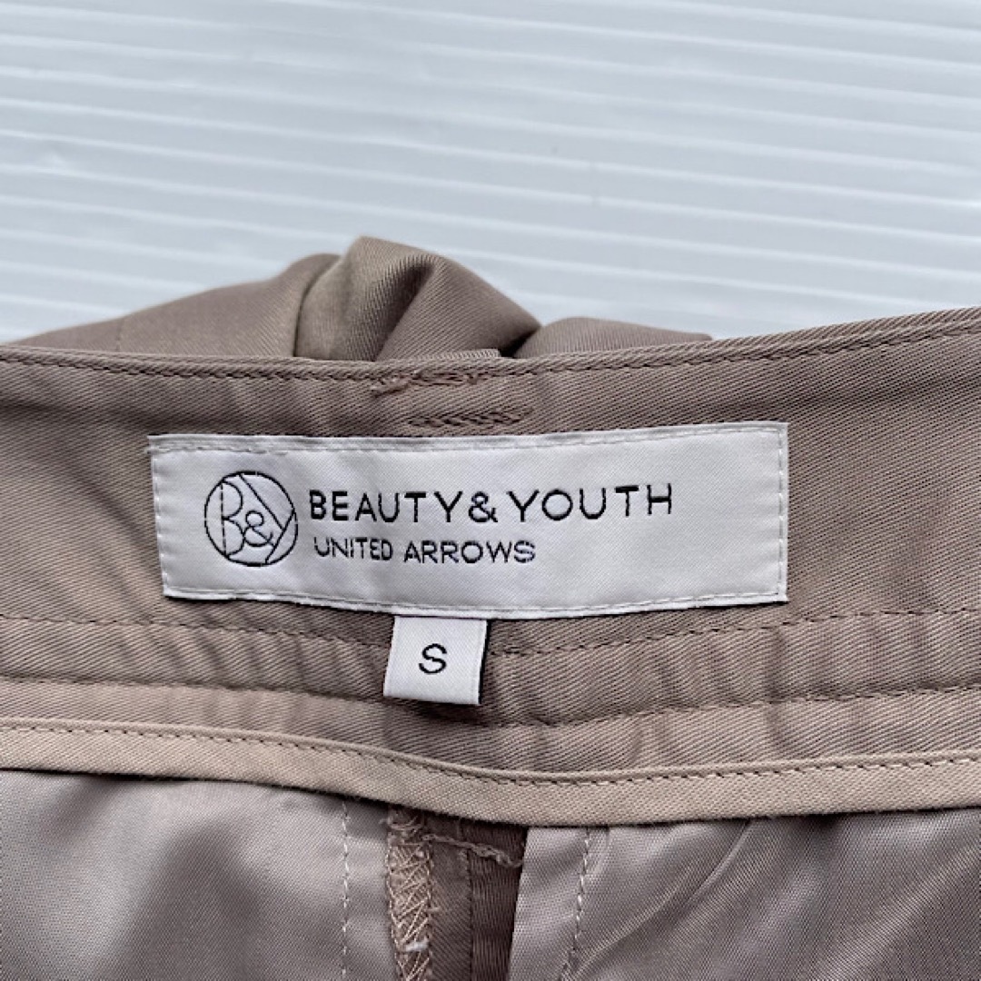 BEAUTY&YOUTH UNITED ARROWS(ビューティアンドユースユナイテッドアローズ)のユナイテッドアローズ　パンツ　レディース　グレー　ベージュ　S レディースのパンツ(カジュアルパンツ)の商品写真