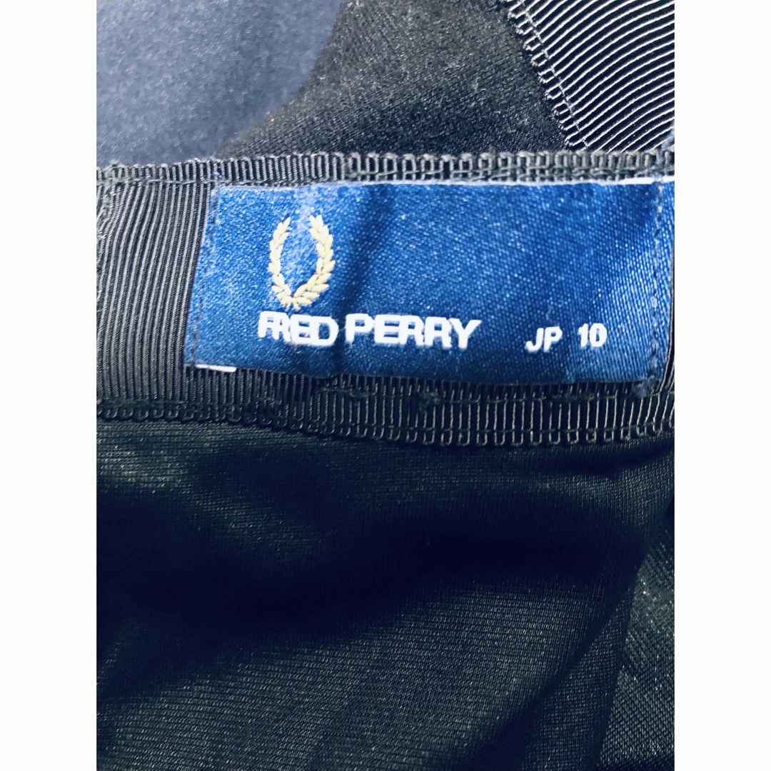 FRED PERRY(フレッドペリー)のFRED PEERYフレッドペリー ミニ丈スカート レディースのスカート(ミニスカート)の商品写真