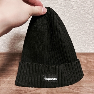 シュプリーム(Supreme)のsupreme ニット帽(ニット帽/ビーニー)