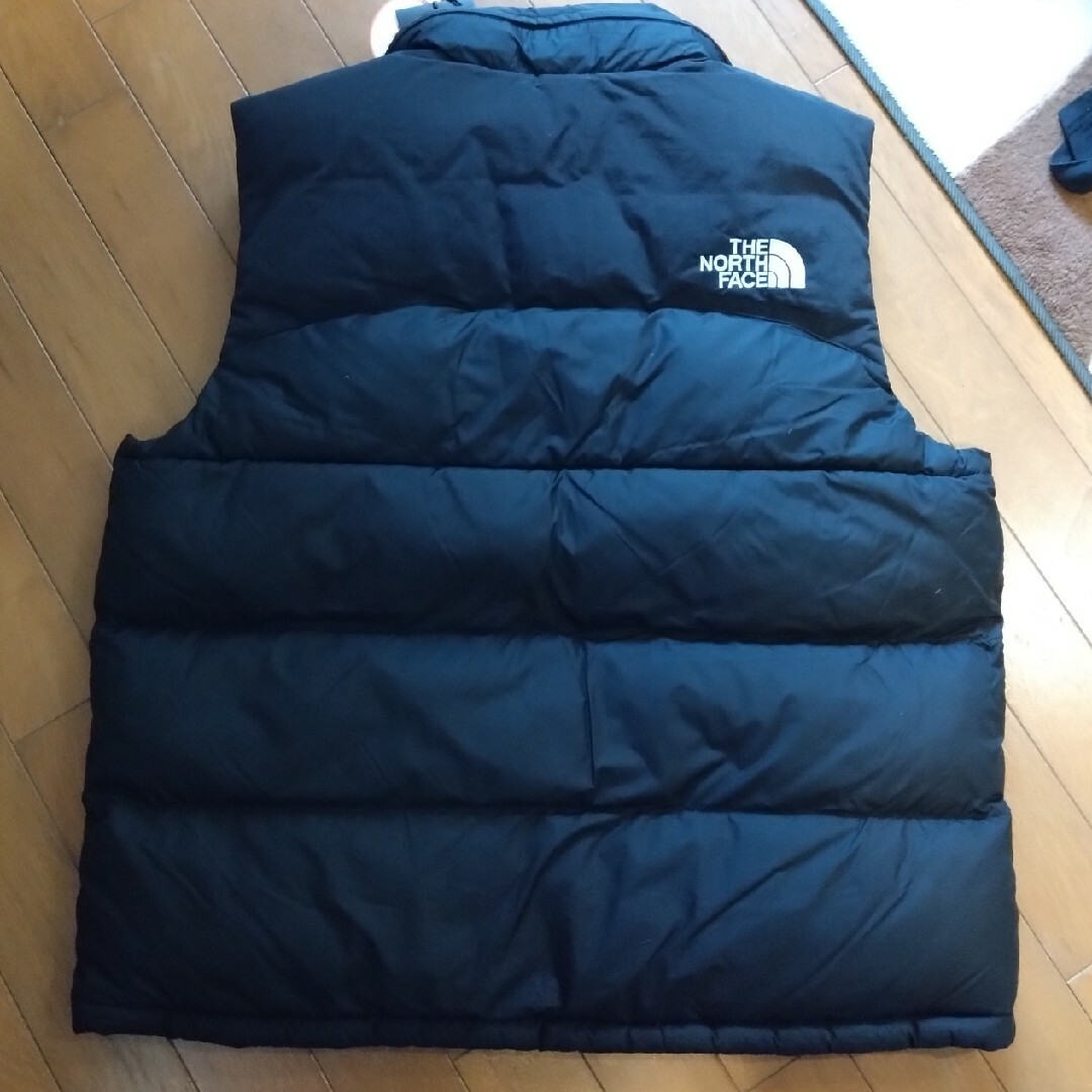 THE NORTH FACE(ザノースフェイス)のザノースフェイスダウンベスト メンズのジャケット/アウター(ダウンジャケット)の商品写真