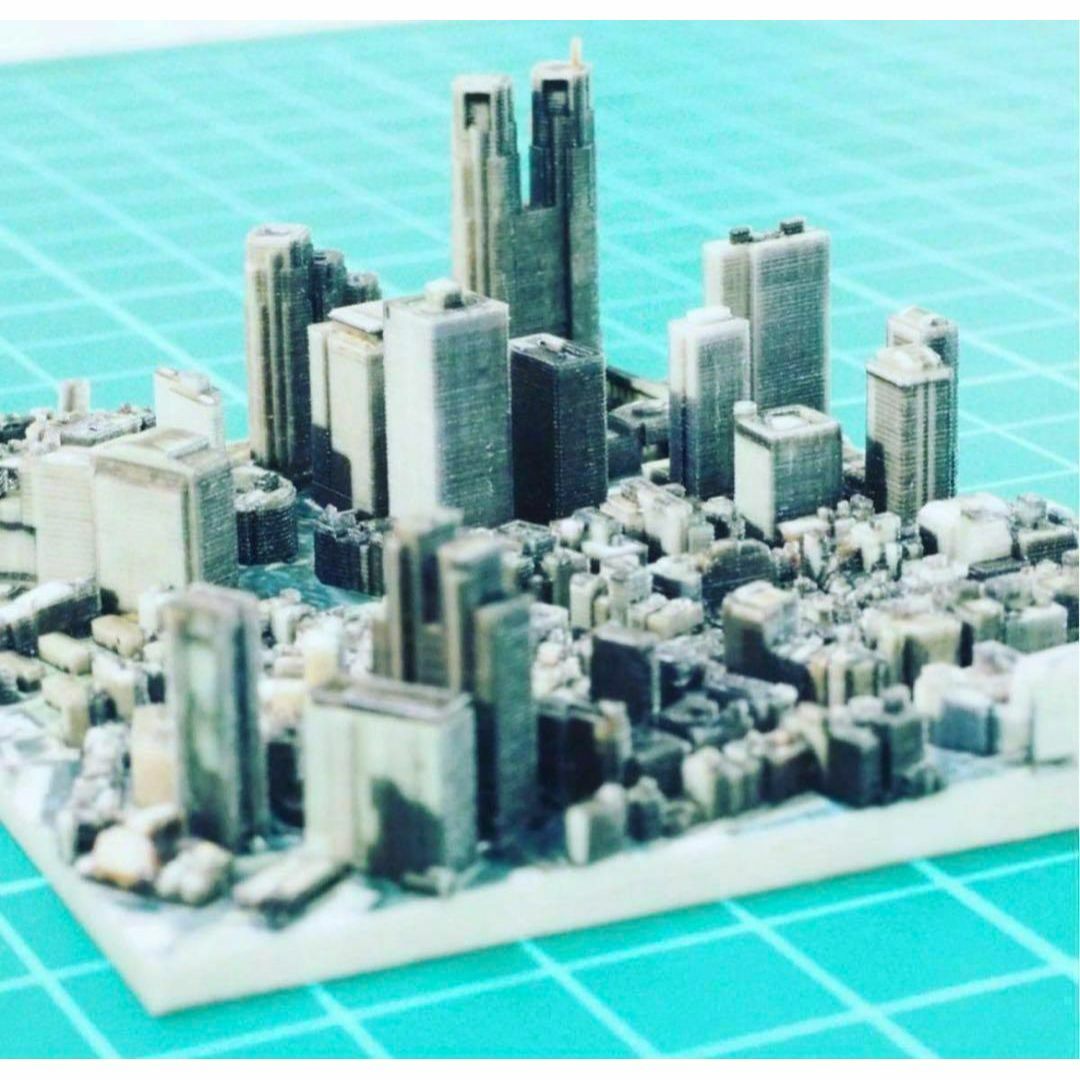 ミニチュア 新宿 ジオラマ 都市模型 建築模型 フィギュア 1/64 ミニチュア 新宿 ジオラマ 都市模型 建築模型 フィギュア 1/64