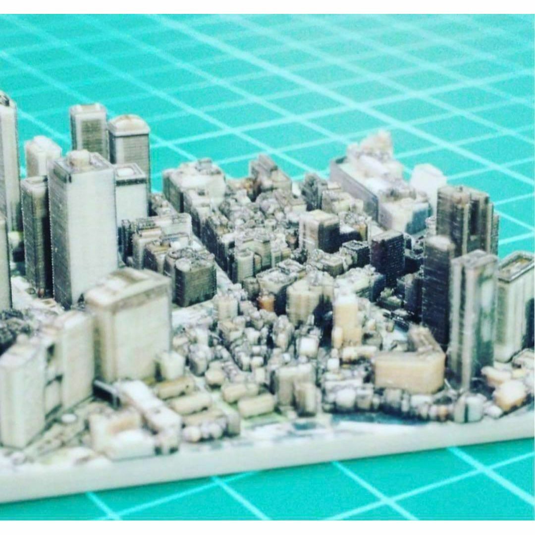 ミニチュア 新宿 ジオラマ 都市模型 建築模型 フィギュア 1/64 ミニチュア 新宿 ジオラマ 都市模型 建築模型 フィギュア 1/64