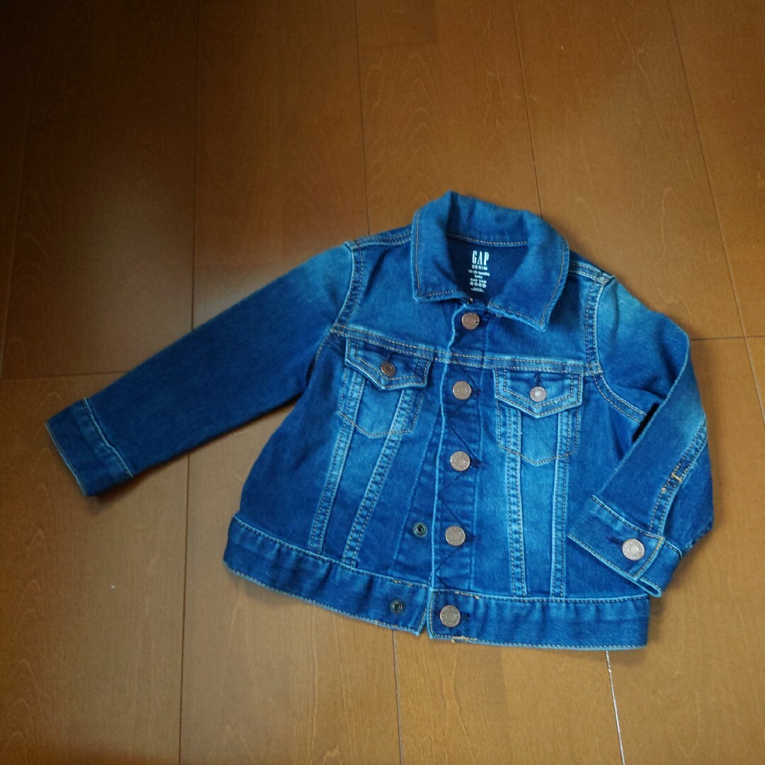 babyGAP(ベビーギャップ)のbabyGAP デニムジャケット 80cm キッズ/ベビー/マタニティのベビー服(~85cm)(ジャケット/コート)の商品写真