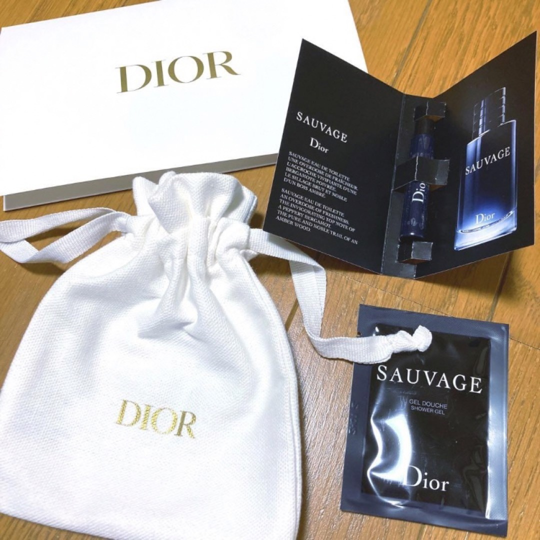 Dior(ディオール)のdior ソヴァージュ サンプル 巾着 セット コスメ/美容の香水(その他)の商品写真