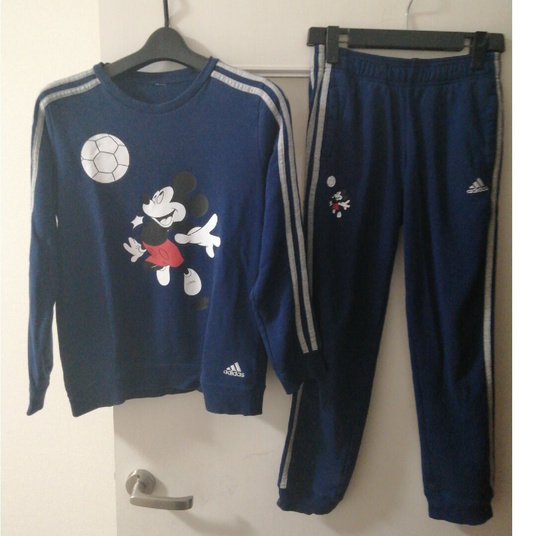 adidas(アディダス)のadidas DISNEYスウェットセットアップ150 キッズ/ベビー/マタニティのキッズ服男の子用(90cm~)(その他)の商品写真