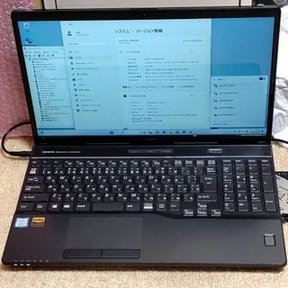 フジツウ(富士通)のWin11/Core i7/SSD128GB/Webカメラ/8GB/Blu-ra(ノートPC)