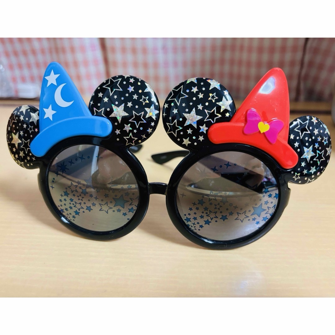 Disney(ディズニー)の美品　東京ディズニーリゾート　ディズニーランド　サングラス　ミッキー&ミニー エンタメ/ホビーのおもちゃ/ぬいぐるみ(キャラクターグッズ)の商品写真