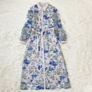 グレースコンチネンタル　チュール刺繍シャツワンピース　ブルー　36 花　植物