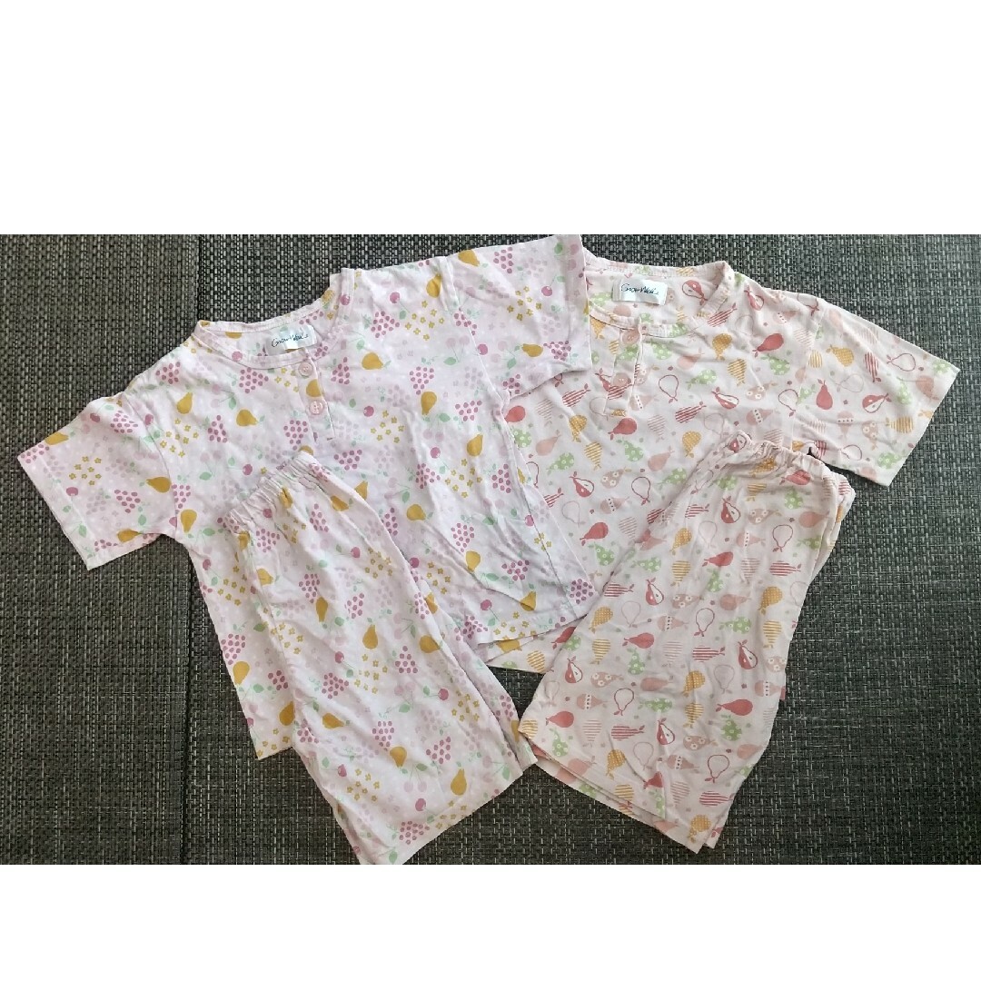 ☆女の子サイズ110☆パジャマ２組セット☆ キッズ/ベビー/マタニティのキッズ服女の子用(90cm~)(パジャマ)の商品写真