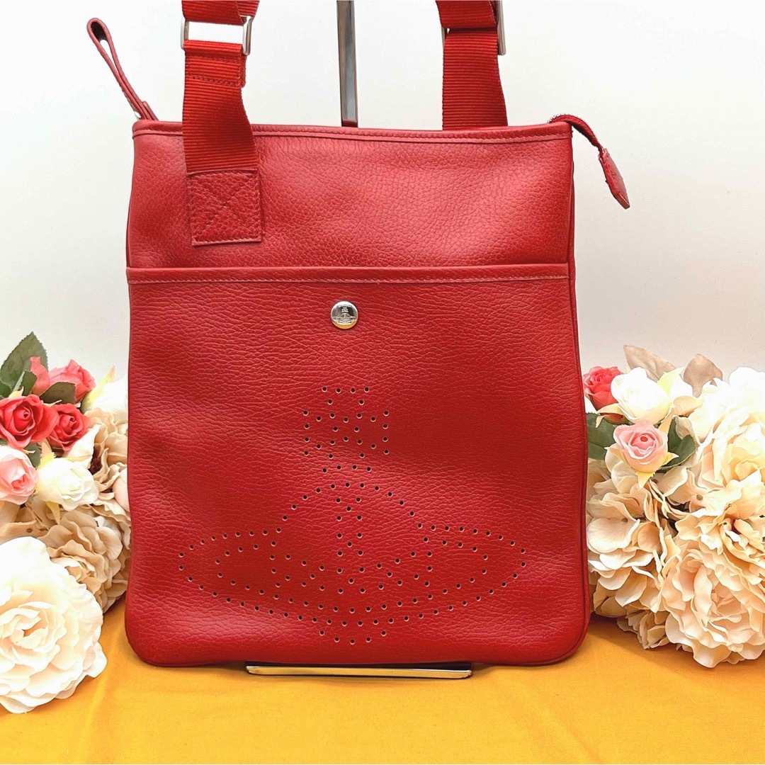 美品 ヴィヴィアンウエストウッド パンチング オーブ レザー 美品 ヴィヴィアンウエストウッド パンチング オーブ レザー