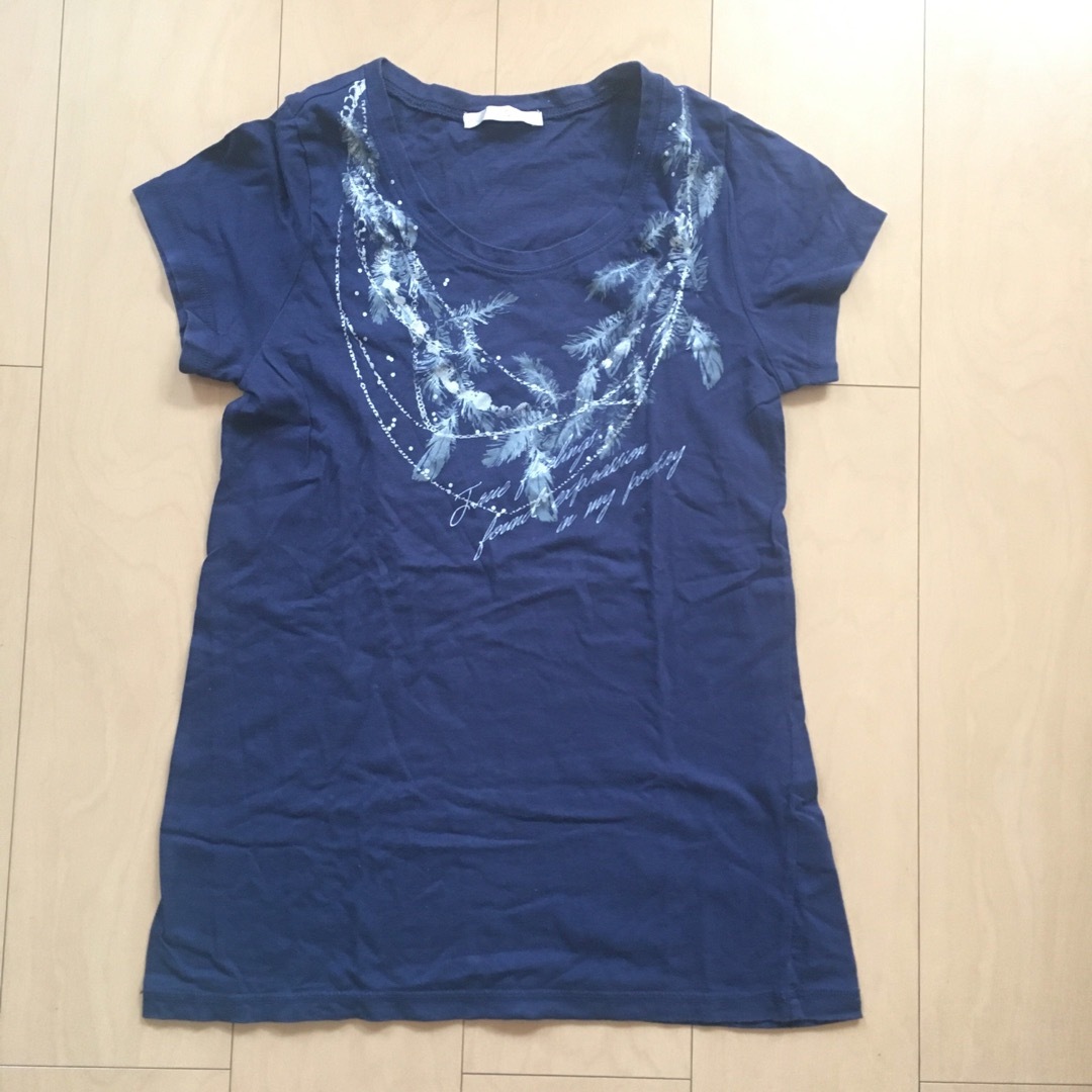 ikka(イッカ)のイッカ 半袖Tシャツ トップス カットソー レディース 羽根 紺 レディースのトップス(Tシャツ(半袖/袖なし))の商品写真