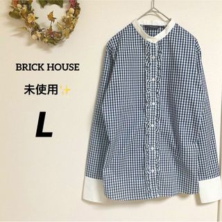 ブリックハウスバイトウキョウシャツ(BRICK HOUSE by Tokyo Shirts)の未使用✨ BRICK HOUSE レディース ノーカラー シャツ フリル 紺×白(シャツ/ブラウス(長袖/七分))