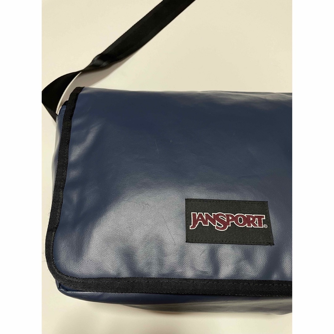 JANSPORT(ジャンスポーツ)のJANSPORT メッセンジャーバッグ ネイビー メンズのバッグ(ショルダーバッグ)の商品写真
