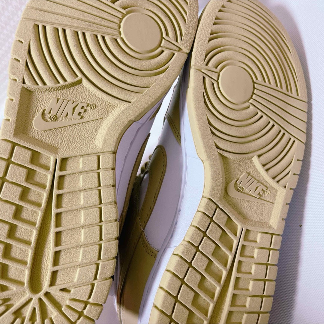 Jordan Brand（NIKE）(ジョーダン)の新品タグ付き☆NIKE ナイキダンクLOWレトロBTTYS 28.5㎝　靴 メンズの靴/シューズ(スニーカー)の商品写真