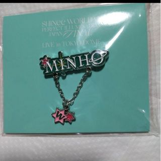 シャイニー(SHINee)のSHINee チェーン付 ピンバッジ(アイドルグッズ)