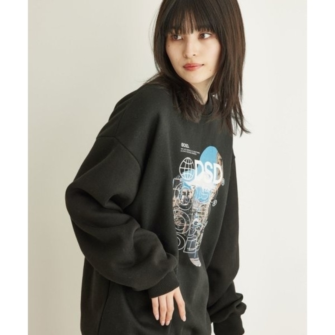 JUNRED(ジュンレッド)の【新品】WORLD DIGITAL PRINTING SWEAT SHIRTS レディースのトップス(トレーナー/スウェット)の商品写真