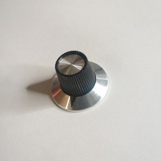 アルミニウム　デカめノブ 29mm レトロ メタリック (エフェクター)