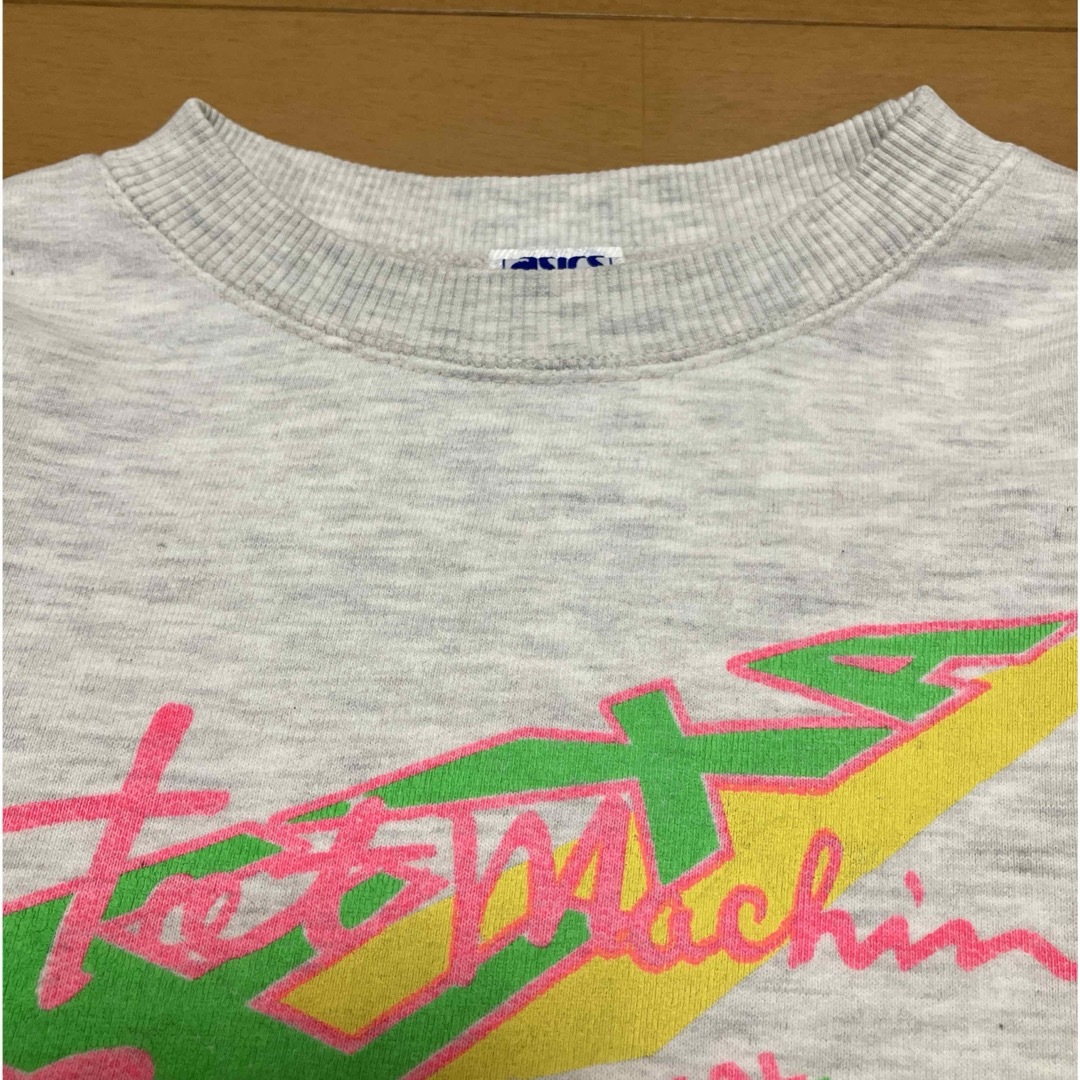 asics(アシックス)のトレーナー　ホワイト×グレー　アシックス　130 キッズ/ベビー/マタニティのキッズ服女の子用(90cm~)(Tシャツ/カットソー)の商品写真