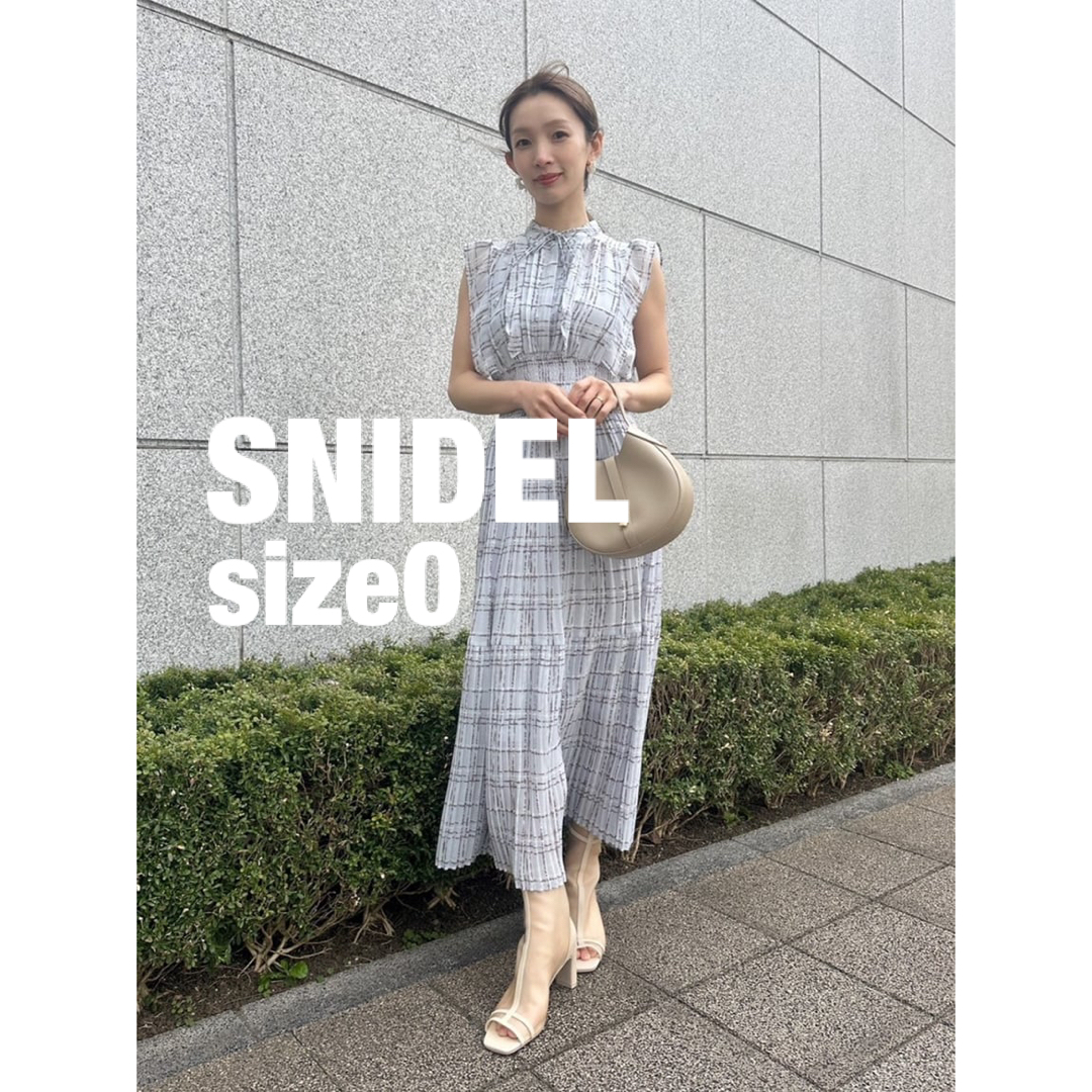 SNIDEL(スナイデル)のSNIDEL❤️新品未使用❤️SustainableフリルワンピースLBLU❤️ レディースのワンピース(ロングワンピース/マキシワンピース)の商品写真