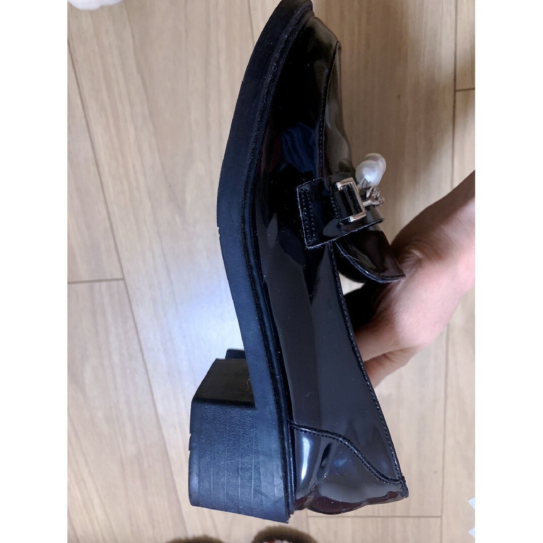 エナメル パール ローファー　レディース  23cm レディースの靴/シューズ(ローファー/革靴)の商品写真