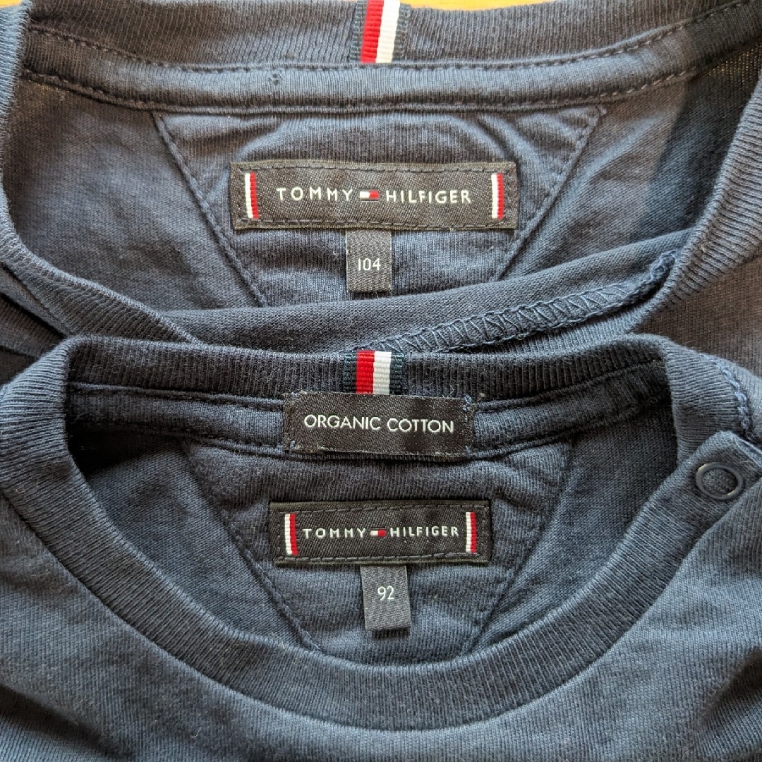 TOMMY HILFIGER(トミーヒルフィガー)の半袖Tシャツ２枚セット キッズ/ベビー/マタニティのキッズ服男の子用(90cm~)(Tシャツ/カットソー)の商品写真