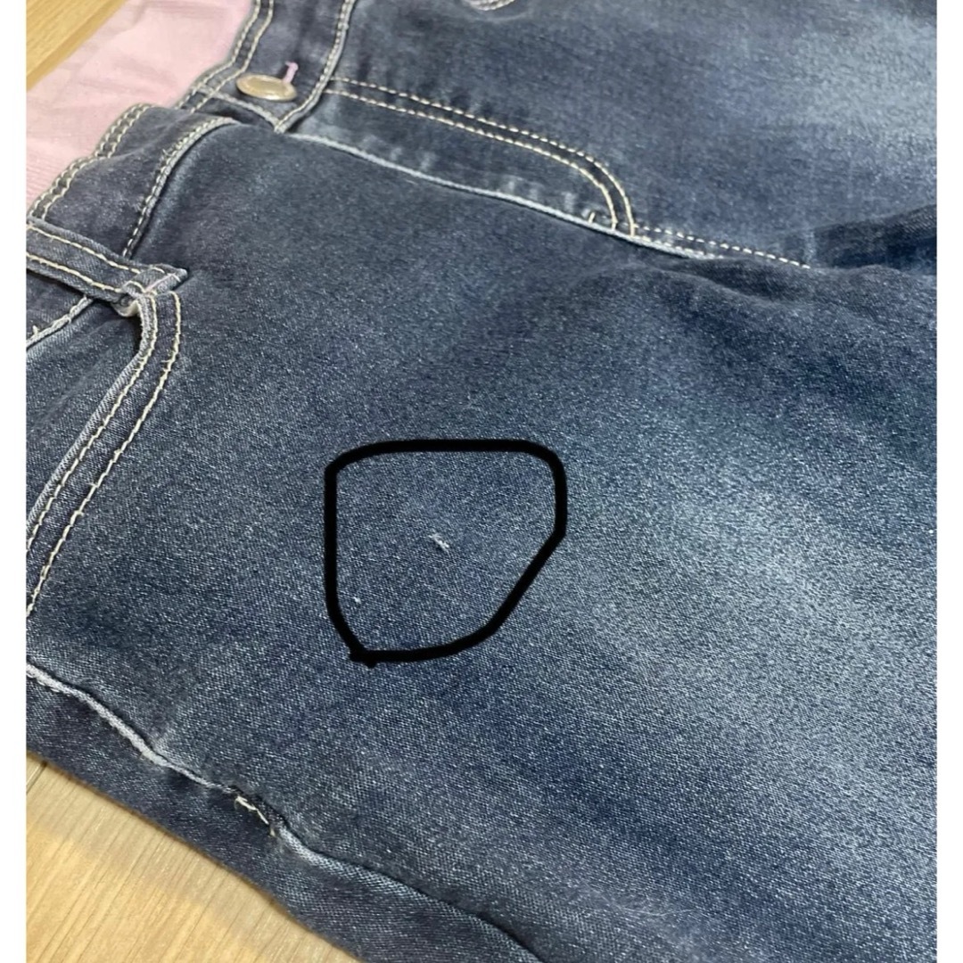 ジーンズ　150 女の子 キッズ/ベビー/マタニティのキッズ服女の子用(90cm~)(パンツ/スパッツ)の商品写真