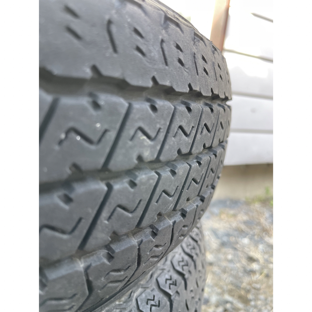 145/80r12 80/78N LT 12×4.0J ＋40 22年製  自動車/バイクの自動車(タイヤ・ホイールセット)の商品写真