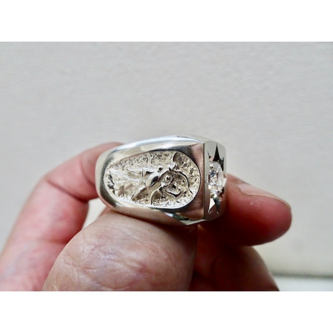 仁尾彫金『一つ星ジルコニア、プラチナ双龍印台リング』ハンドメイド179 メンズのアクセサリー(リング(指輪))の商品写真