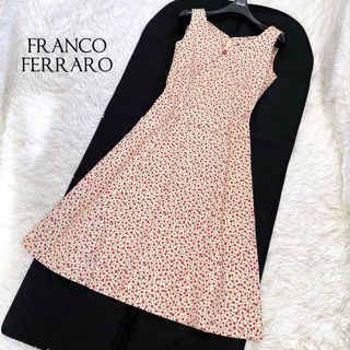 FRANCO FERRARO - フランコフェラーロ 小花柄 フラワーモチーフ Aライン フレア ワンピース