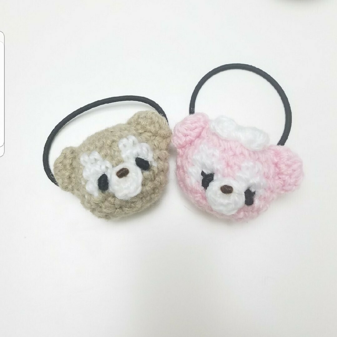 大きめヘアゴム　ベージュくま&ピンクくま ハンドメイドのキッズ/ベビー(ファッション雑貨)の商品写真