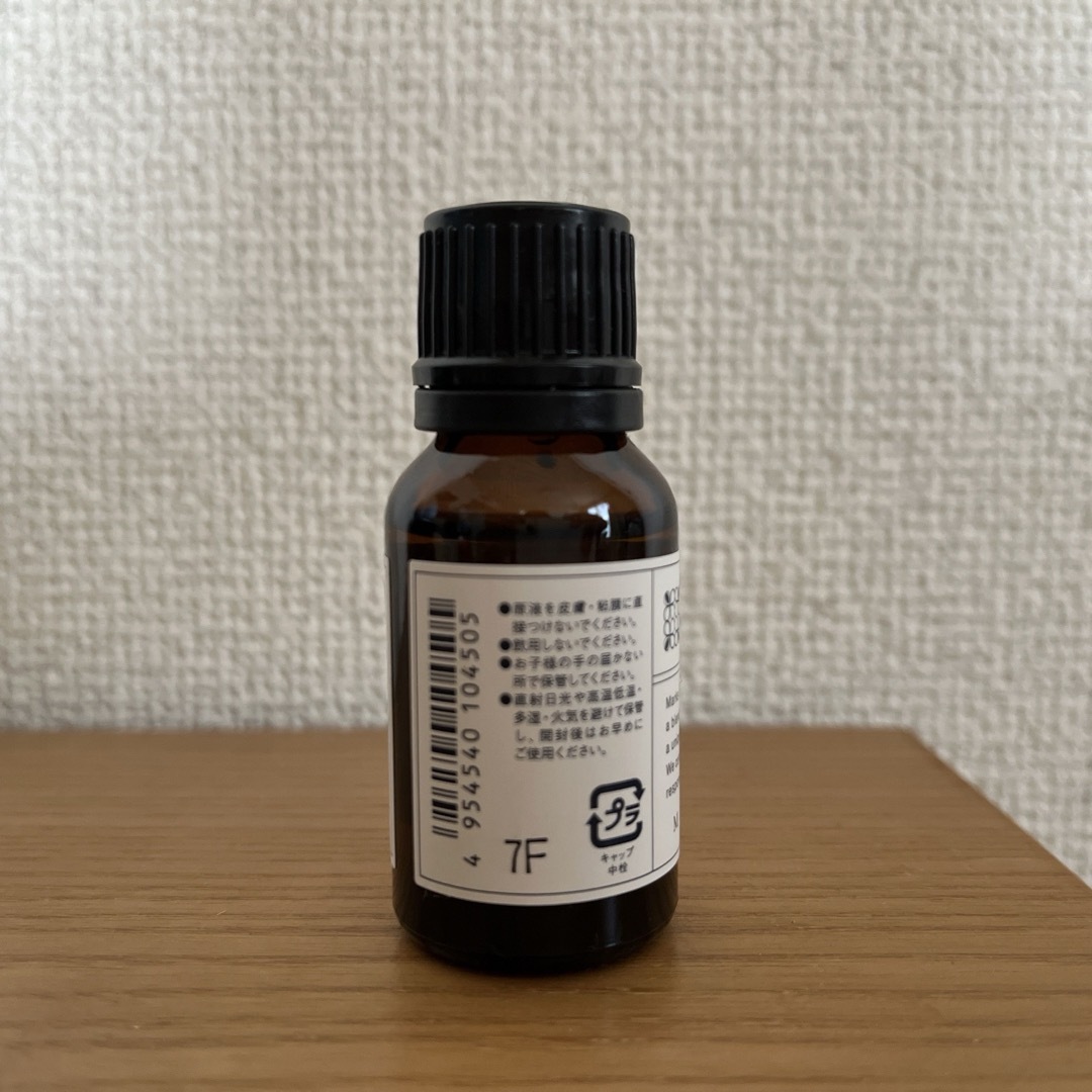 マークスアンドウェブ　ラベンダー15ml コスメ/美容のリラクゼーション(アロマオイル)の商品写真