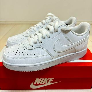 NIKE - 【新品】23.5cm NIKEホワイトスニーカー！【送料無料！】