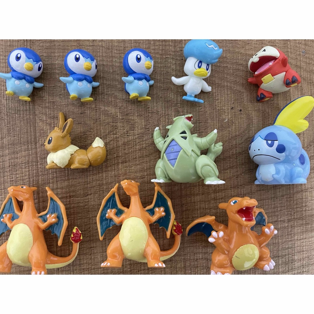 ポケモン(ポケモン)のびっくらたまご　びっくらたまごDX  ポケモン　おもちゃ　21個セット エンタメ/ホビーのおもちゃ/ぬいぐるみ(キャラクターグッズ)の商品写真