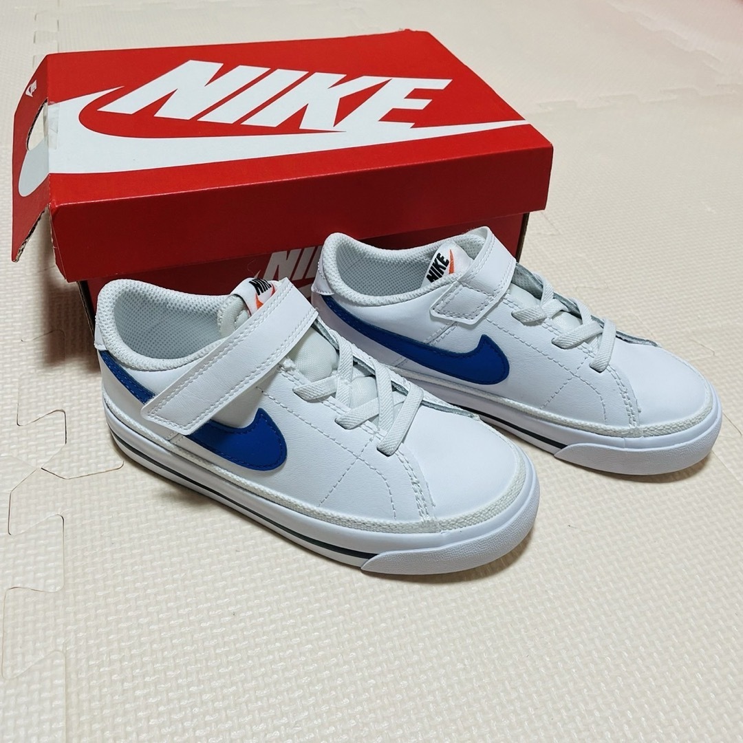 NIKE(ナイキ)のNIKE スニーカー　16cm キッズ/ベビー/マタニティのキッズ靴/シューズ(15cm~)(スニーカー)の商品写真