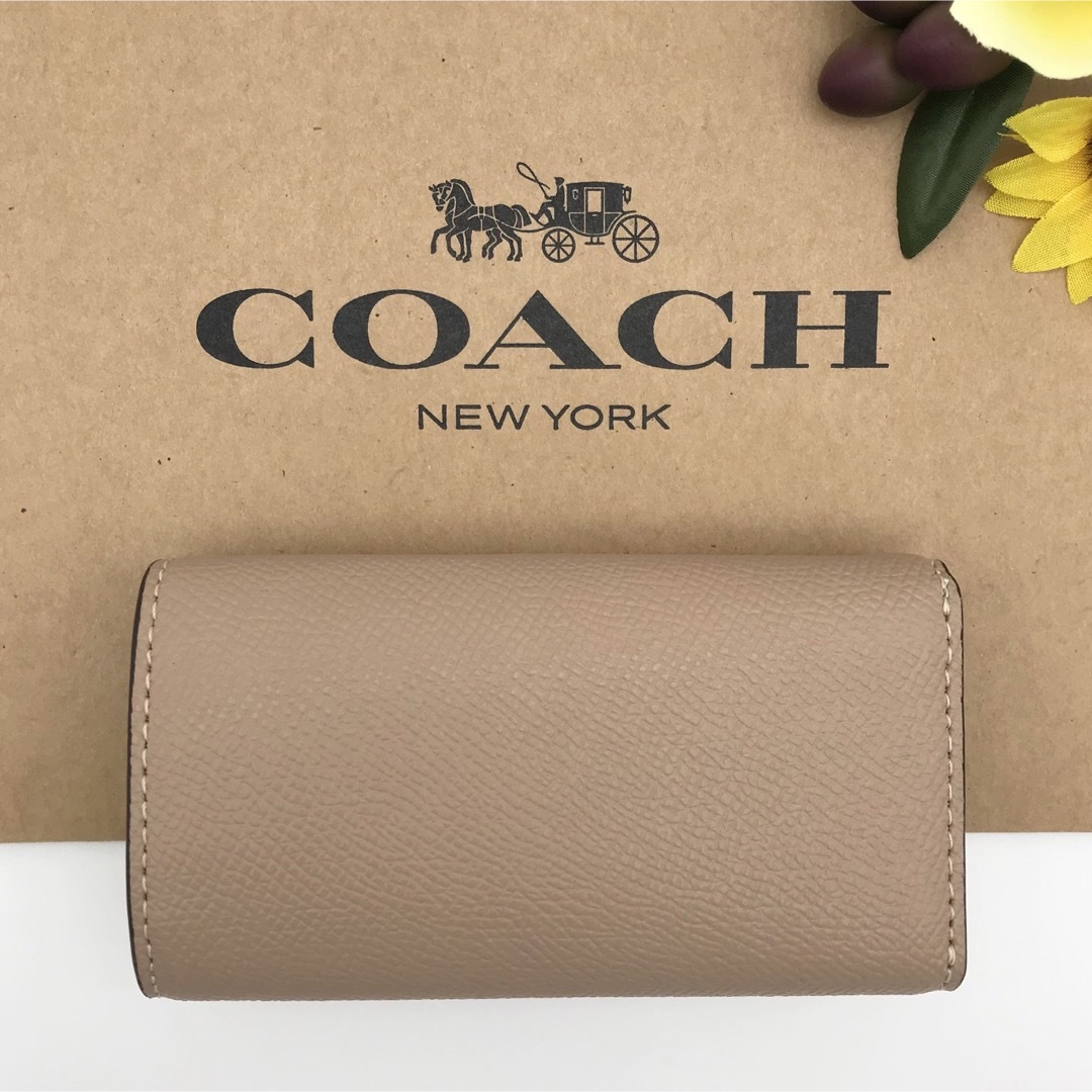 COACH(コーチ)のCOACH ★大人気★ 6リング キーケース トープ クロスグレインレザー 新品 レディースのファッション小物(キーケース)の商品写真