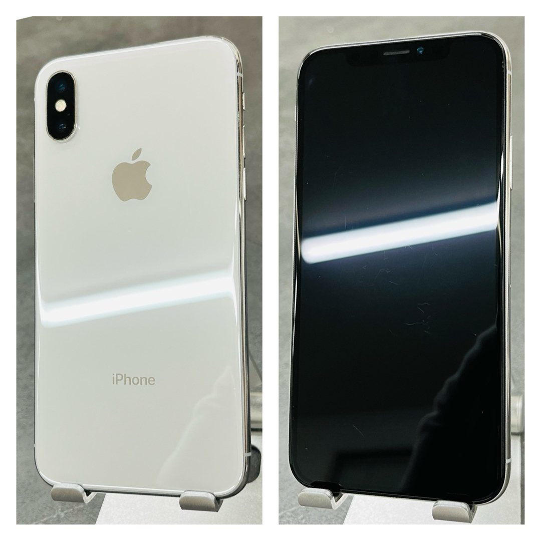 Apple(アップル)の100% iPhone X Silver 256 GB SIMフリー　本体 スマホ/家電/カメラのスマートフォン/携帯電話(スマートフォン本体)の商品写真