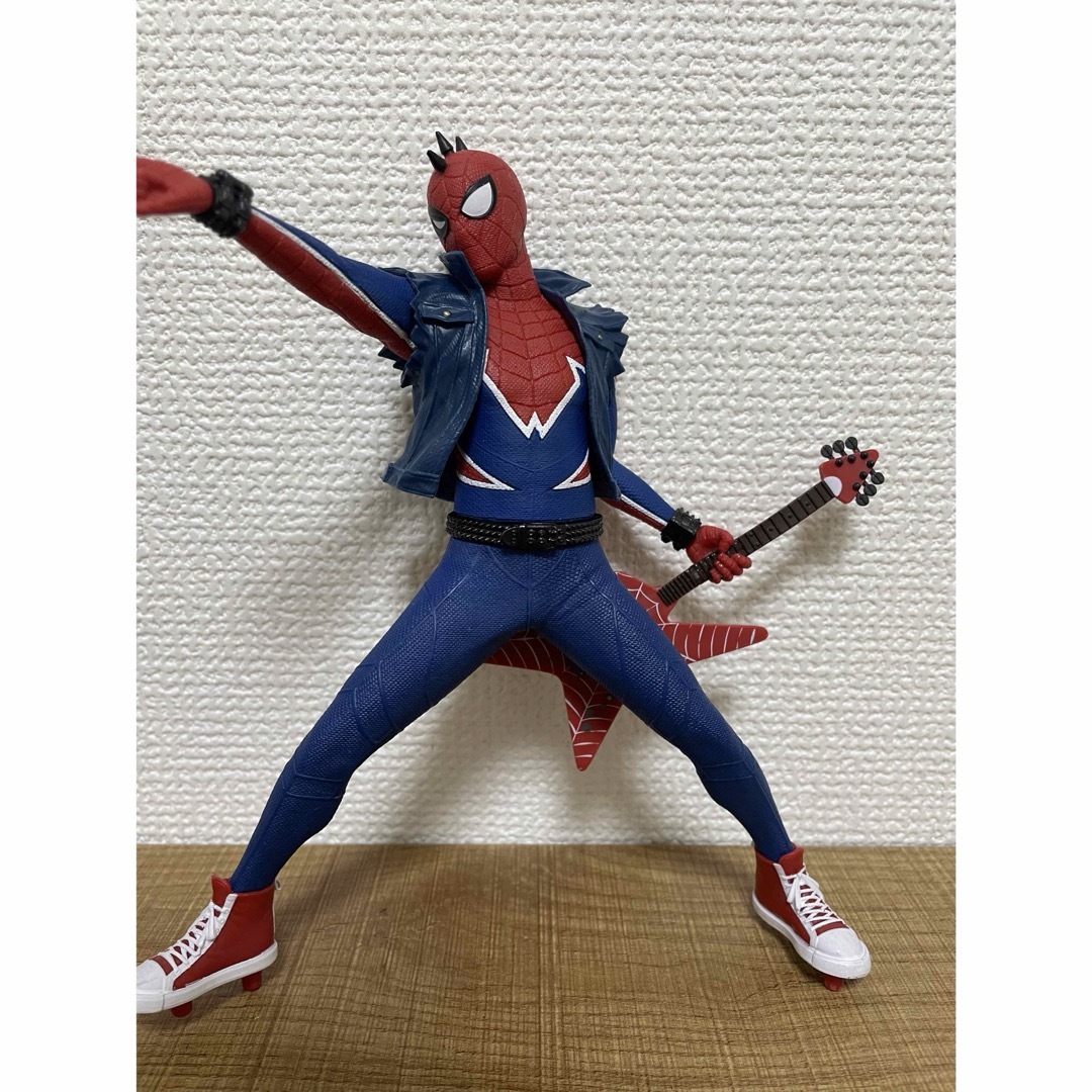 MARVEL(マーベル)のスパーダーマン　フィギュア　クレーンゲーム　2体セット エンタメ/ホビーのおもちゃ/ぬいぐるみ(キャラクターグッズ)の商品写真