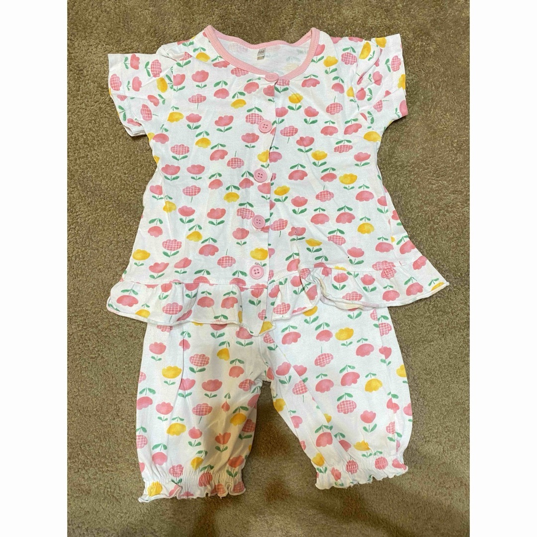 パジャマ 100 キッズ/ベビー/マタニティのキッズ服女の子用(90cm~)(パジャマ)の商品写真