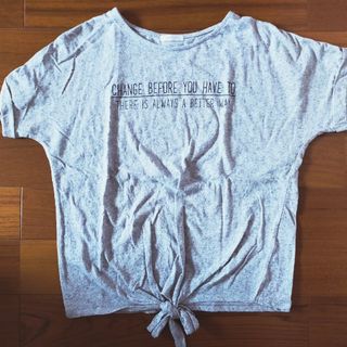 グレーTシャツ(Tシャツ(半袖/袖なし))