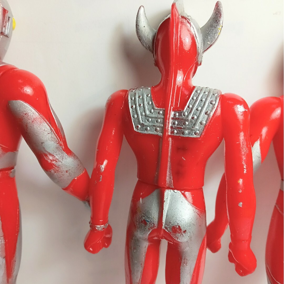 BANDAI(バンダイ)のウルトラマンシリーズ4体バンダイソフビ人形 エンタメ/ホビーのフィギュア(特撮)の商品写真